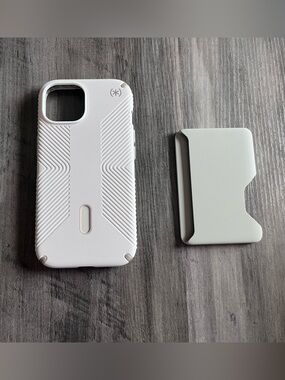 Speck iPhone 13 Case with Wallet